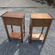 Paire de tables de chevet en merisier massif