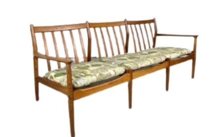 Scandinavian teak bench from the 50s, 60s, 70s