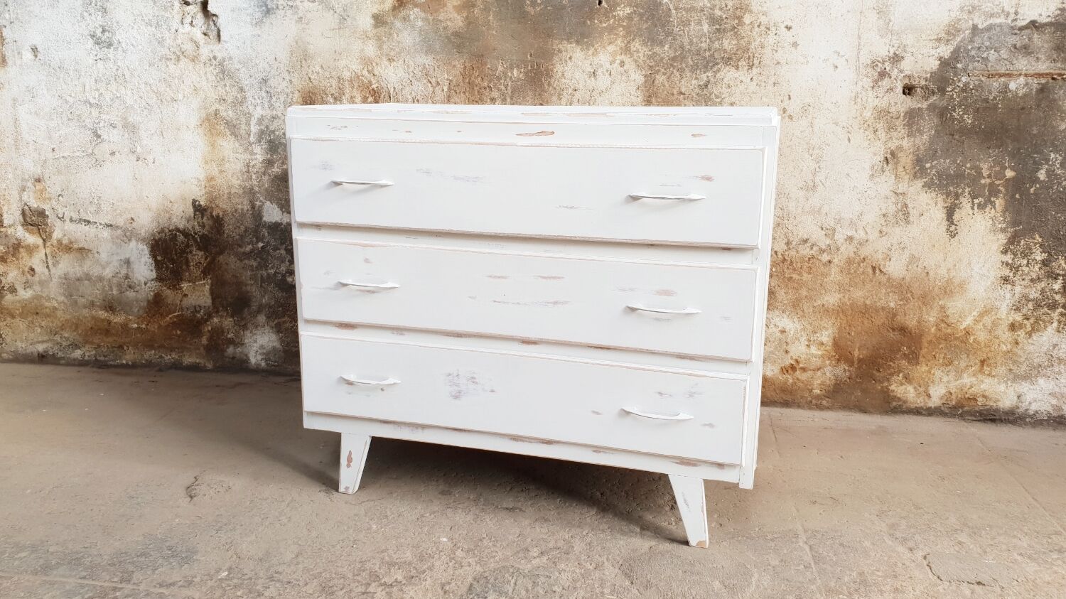 Commode vintage