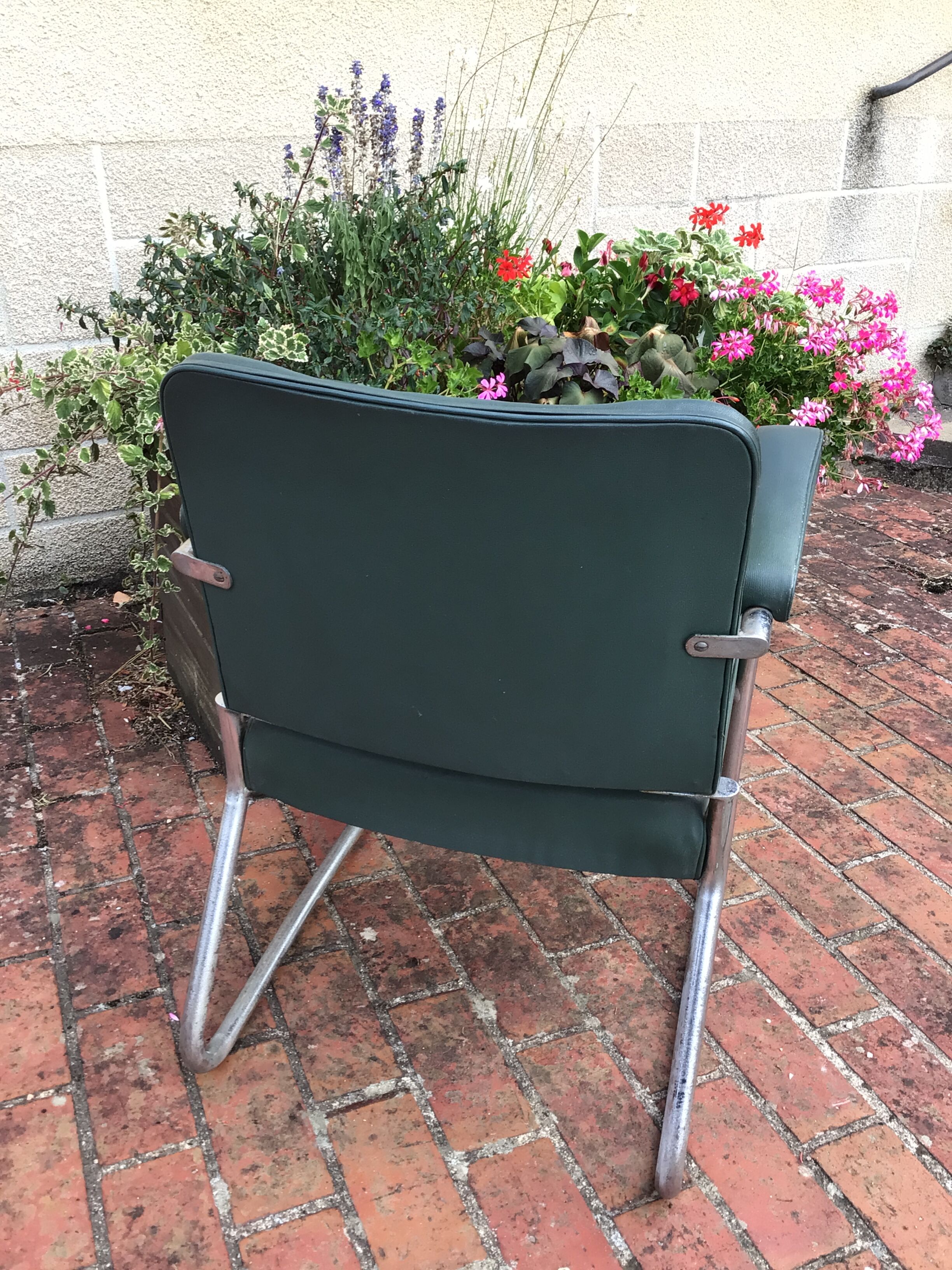 Ronéo industrial armchair by Pullman 50s-60s