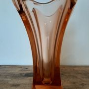 Vase fleur en verre rose
