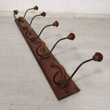 Wall mounted coat rack