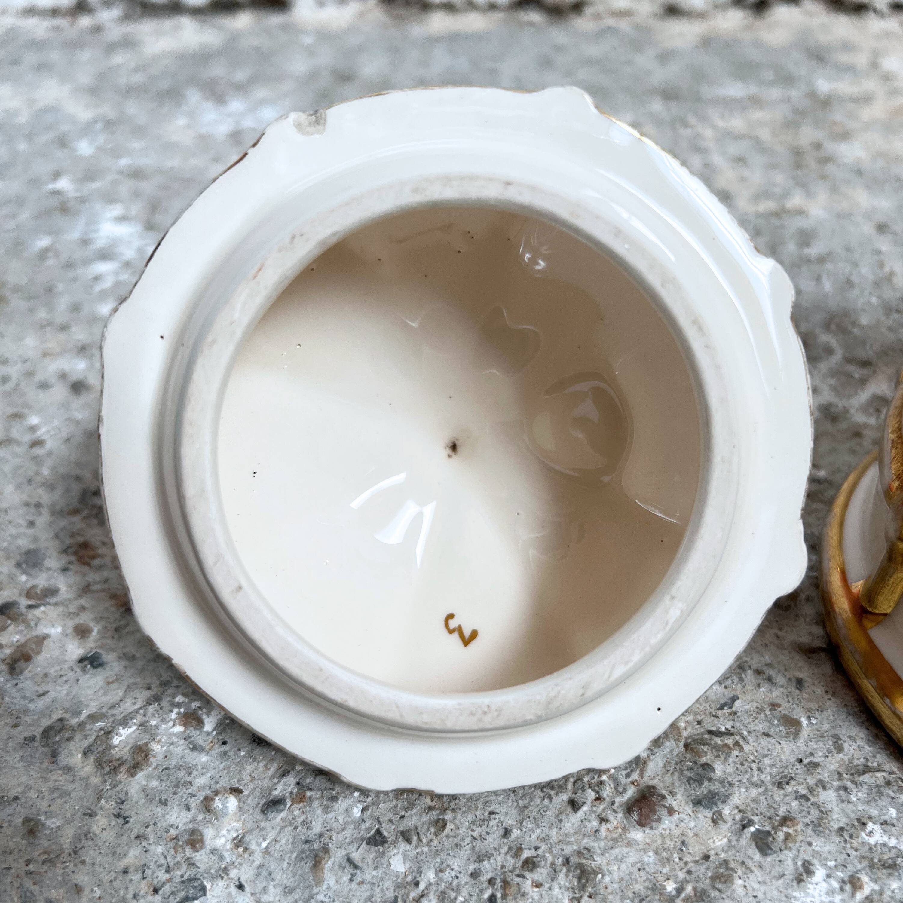 Candy cage ceramic bird