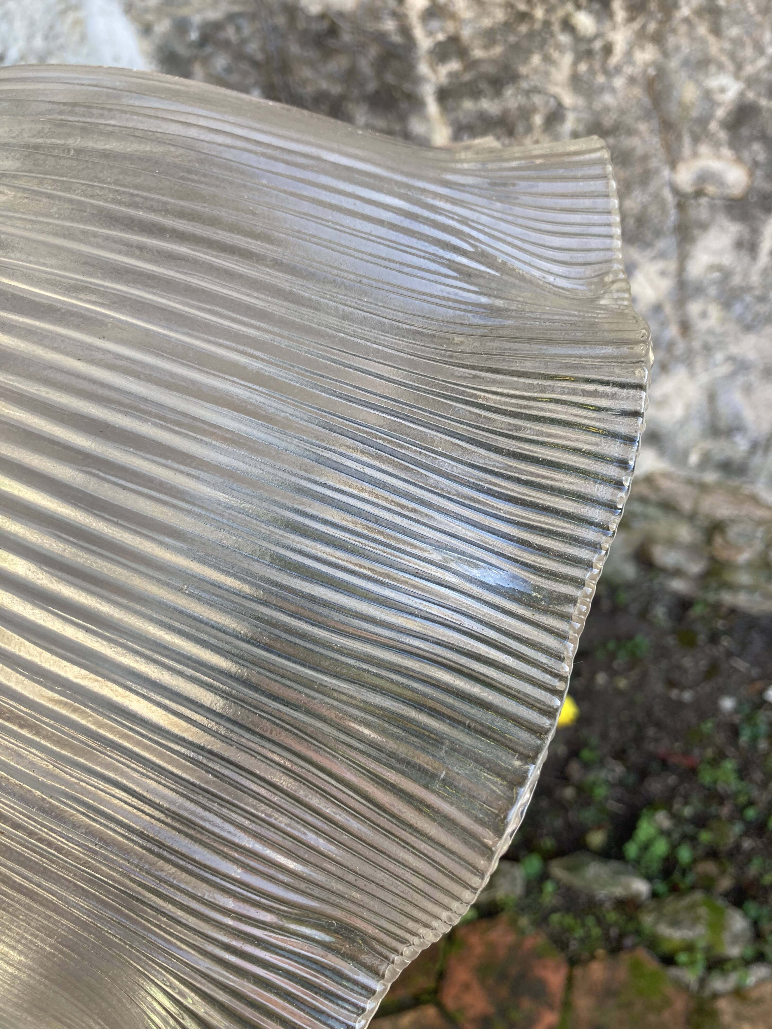 Abat jour en verre vintage