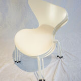 Typical chair 3107 Arne Jacobsen white/white