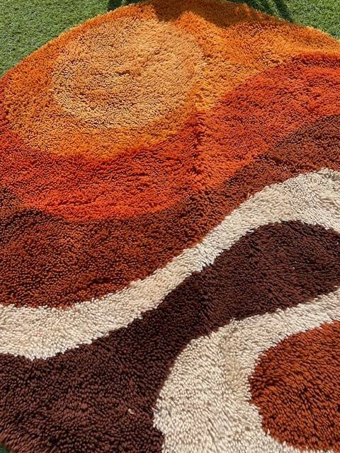 Vintage round rug from the 70s, Desso print carpet, Netherlands.