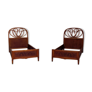 Paire de lits Thonet en bois courbé,