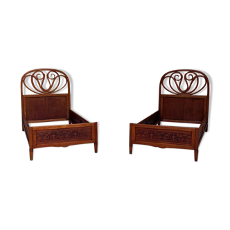 Pair of Thonet beds in curved wood, circa 1900