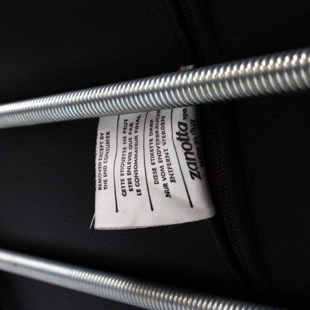 Zanotta Smirne chaise longue Gianfranco Gualtirotti