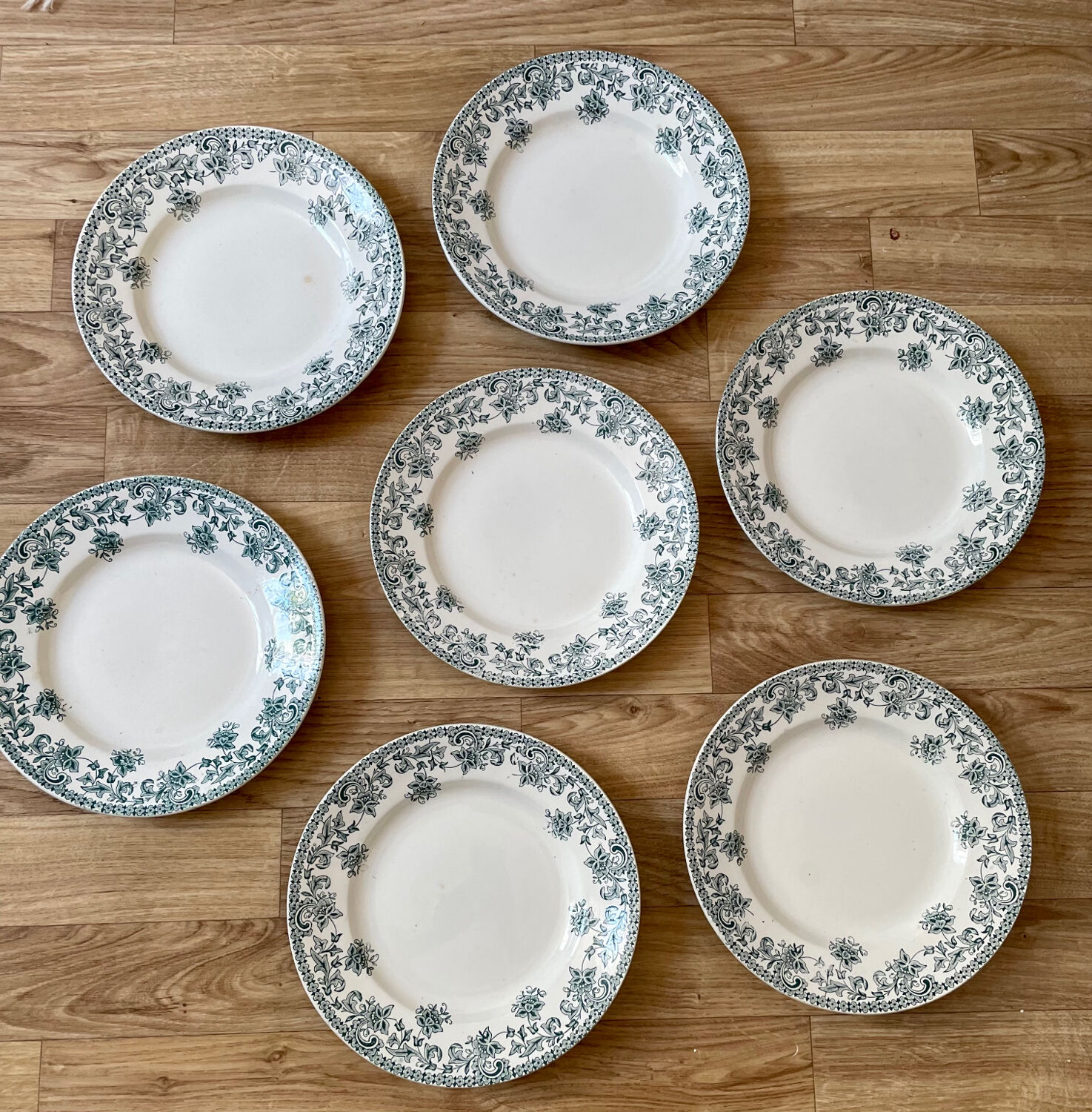 Flat faience plates from saint amand and hamage