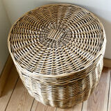 Vintage wicker pan