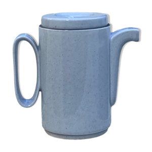 Théière ancienne en