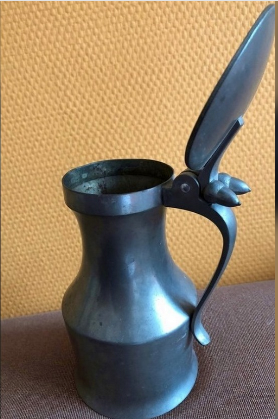 Pichet les étains du manoir paris