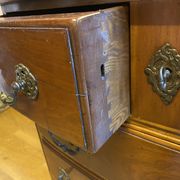 Louis XIV style chest of drawers in cherry, 4 drawers. Perfect condition.