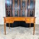 Bureau plat Louis XVI dessus cuir noir