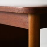 Nordic desk with drawers