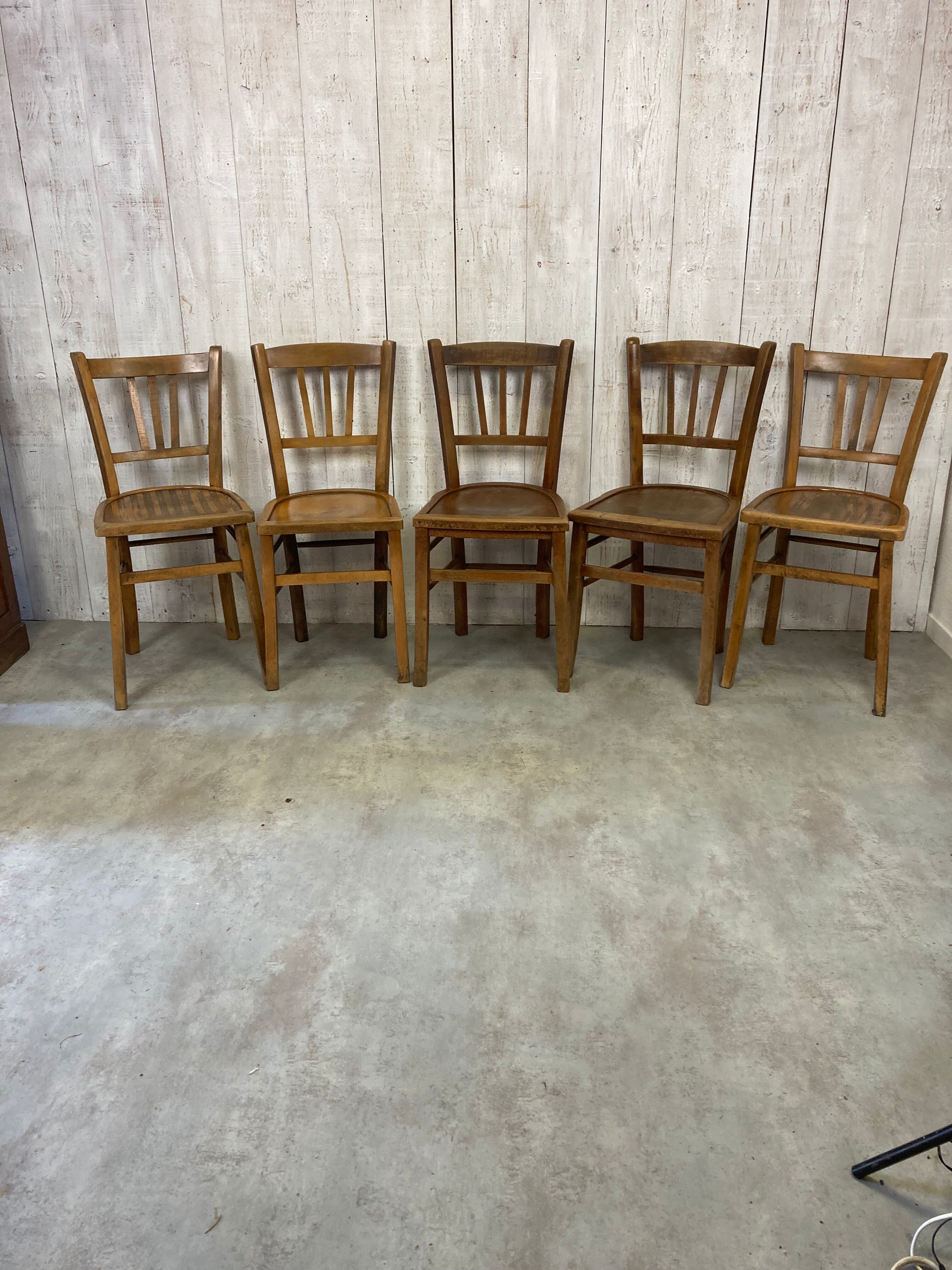 Chaises bistrot dépareillées x5