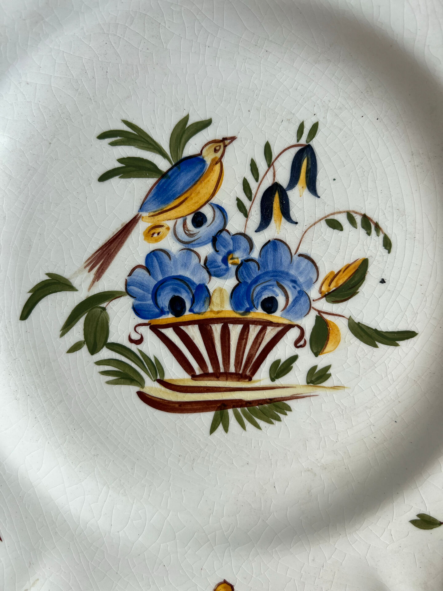 Longchamp hand-painted. Set of 2 flat plates.