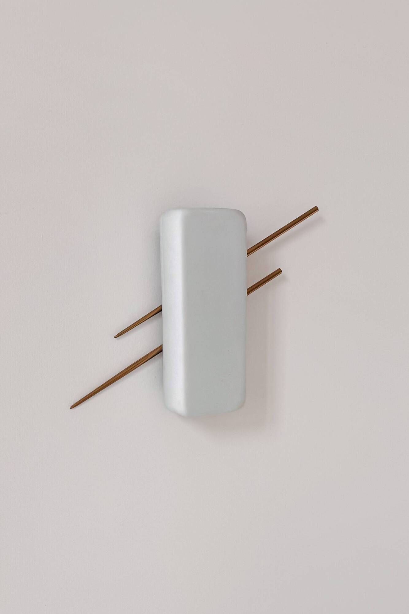 Vintage wall light, brass and opaline, France, 1960.