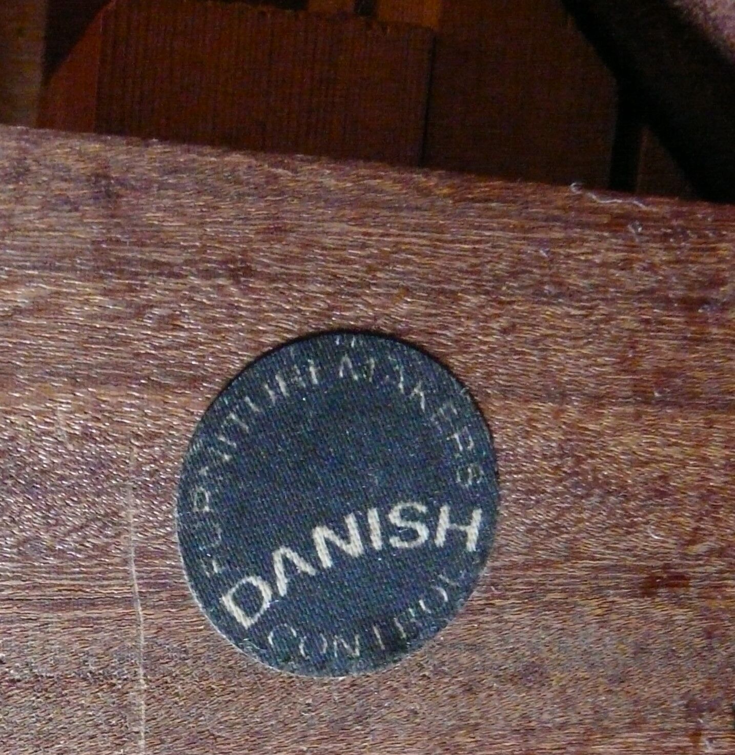 Scandinavian extendable round table Hans Olsen