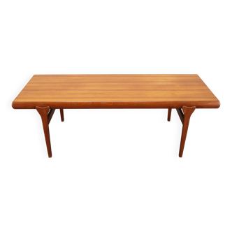 Table basse en teck restaurée par Johannes Andersen des années 1960 pour CFC Silkeborg, Danemark