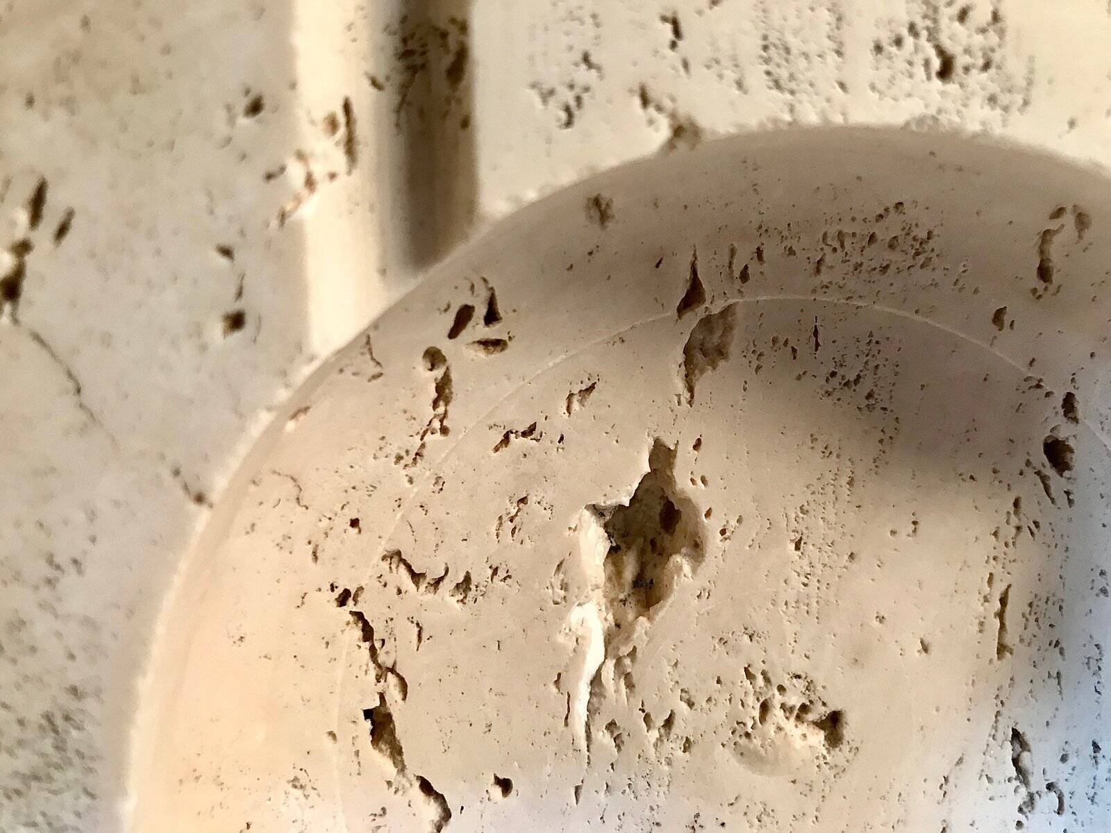 Brutalist ashtray by Fratelli Mannelli for Travertino di Rapolano, 1970s