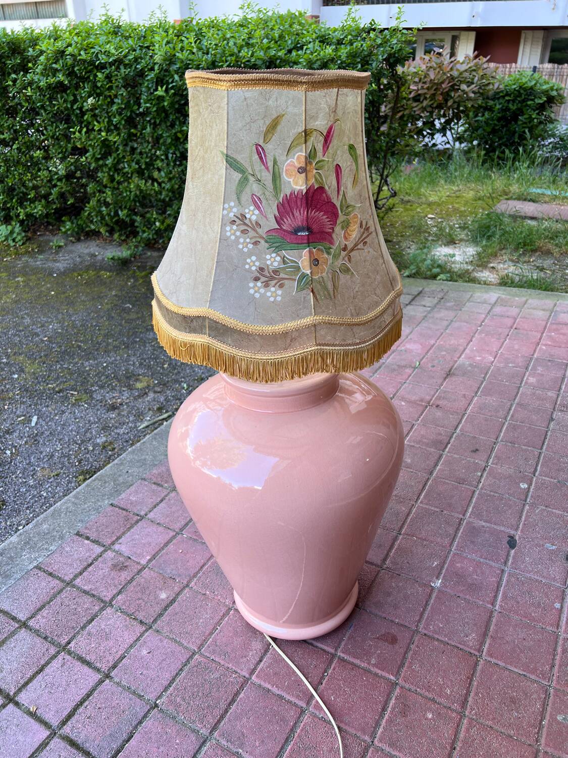 Large vintage ceramic pink pot lamp – Hand-painted lampshade