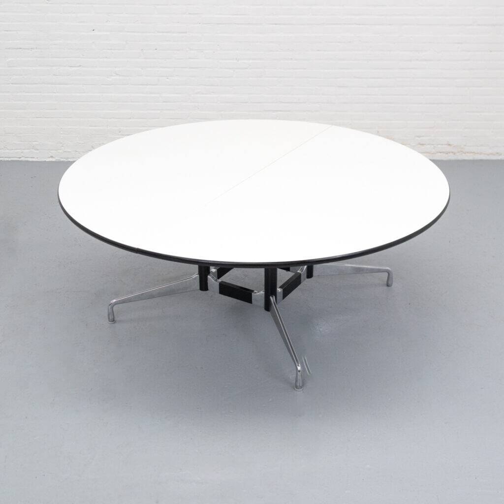 Segmented Table by Charles & Ray Eames for Herman Miller 1970s