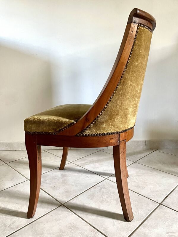 Chaise gondole en velours côtelé jaune moutarde