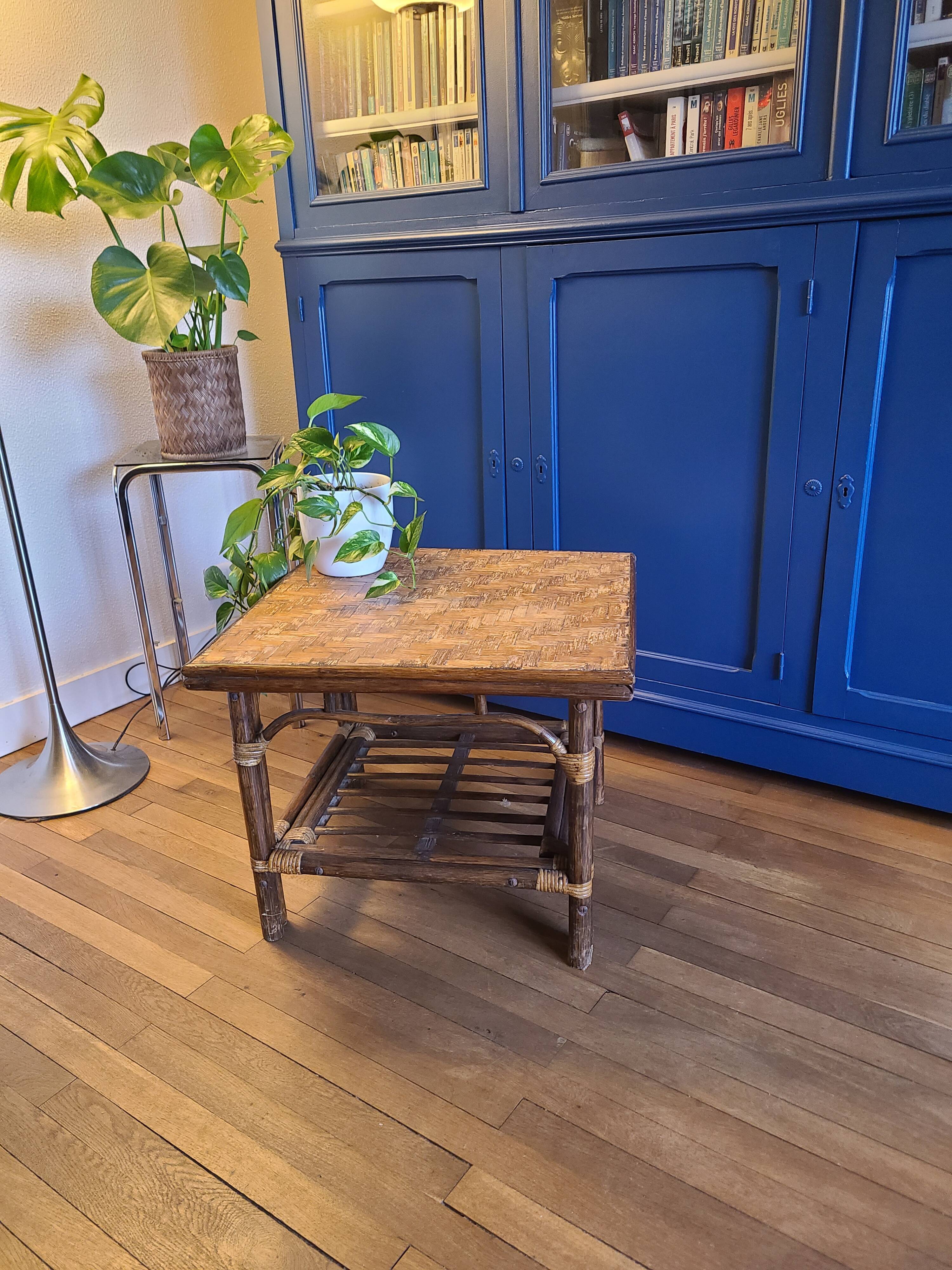 Table basse vintage 70 rotin