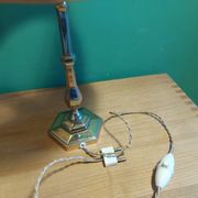 Lampe en métal argenté avec son abat jour