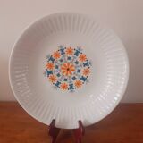 Dinnerware set