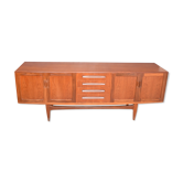 Enfilade par Viktor Wilkins