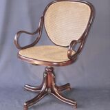 Office screw chair by Thonet 1880