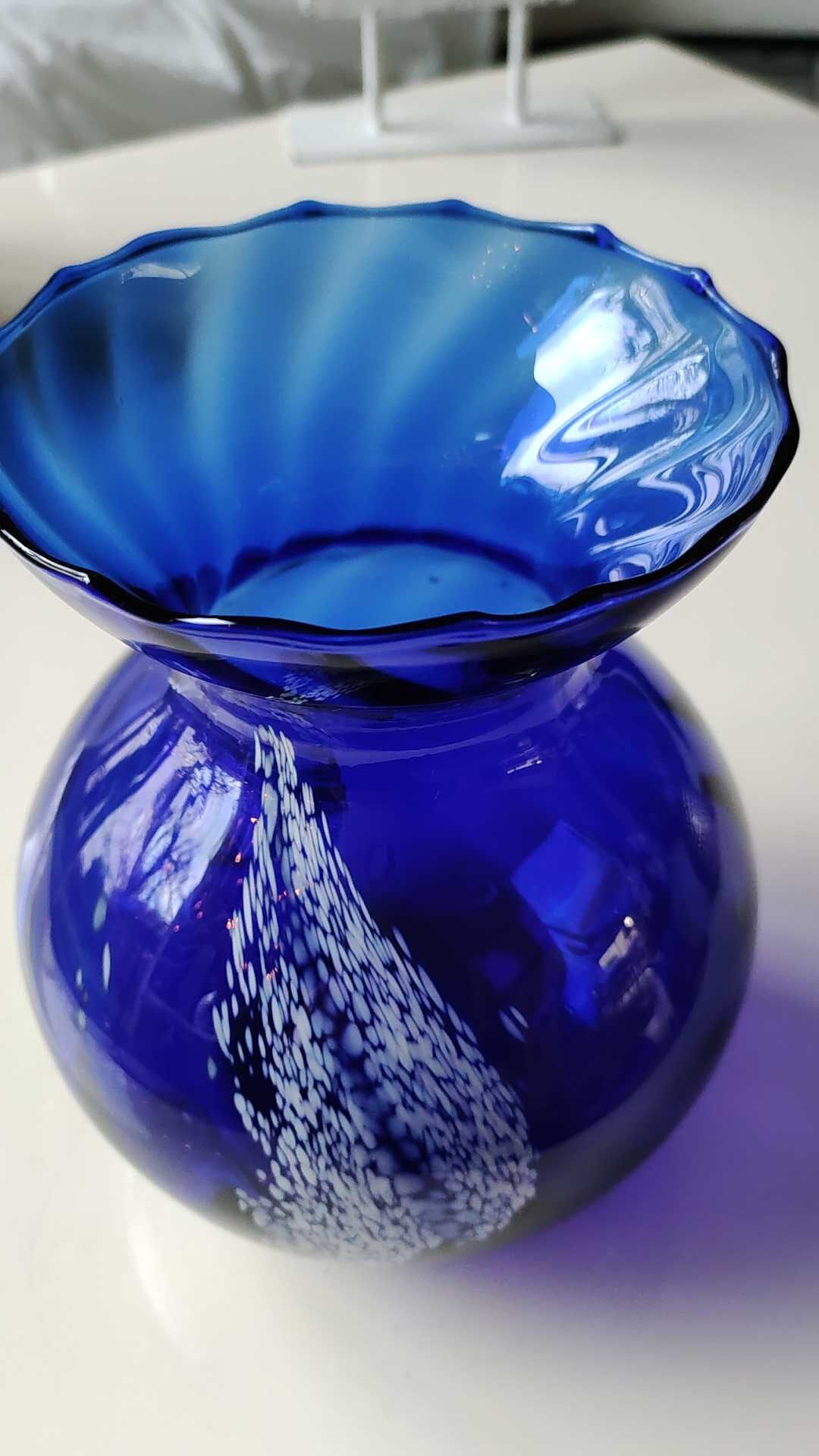 Vase shape vintage ball blown glass with frill