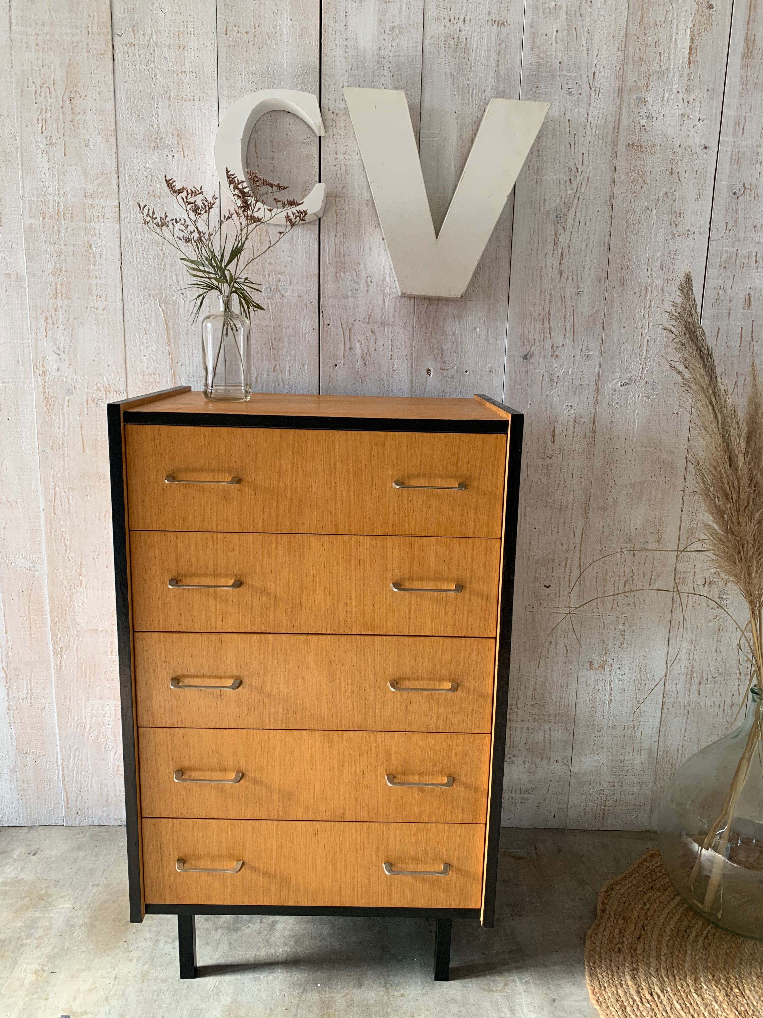 Modernist dresser