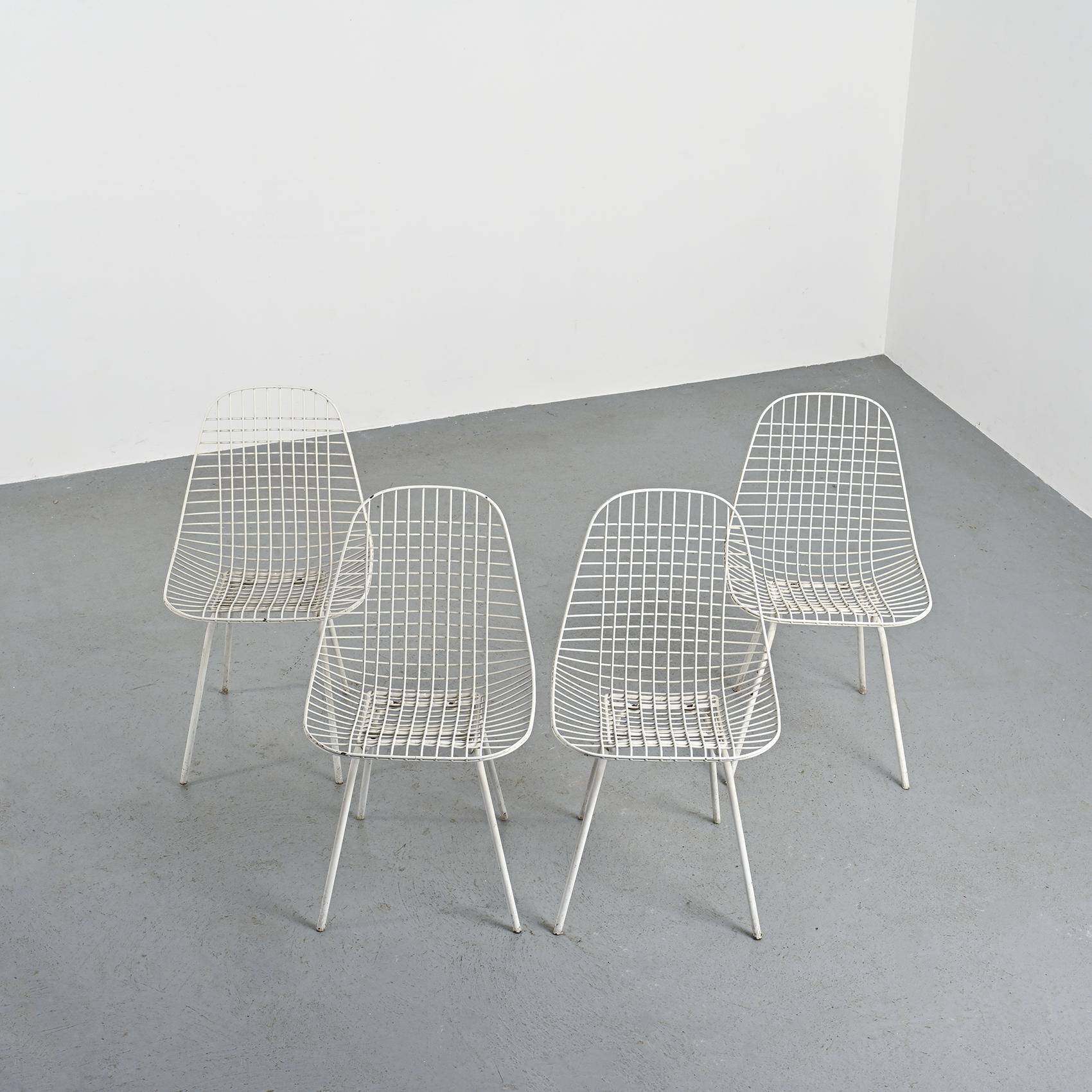 Set of 4 "Bikini" chairs by Charles & Ray Eames for Herman Miller, 1951