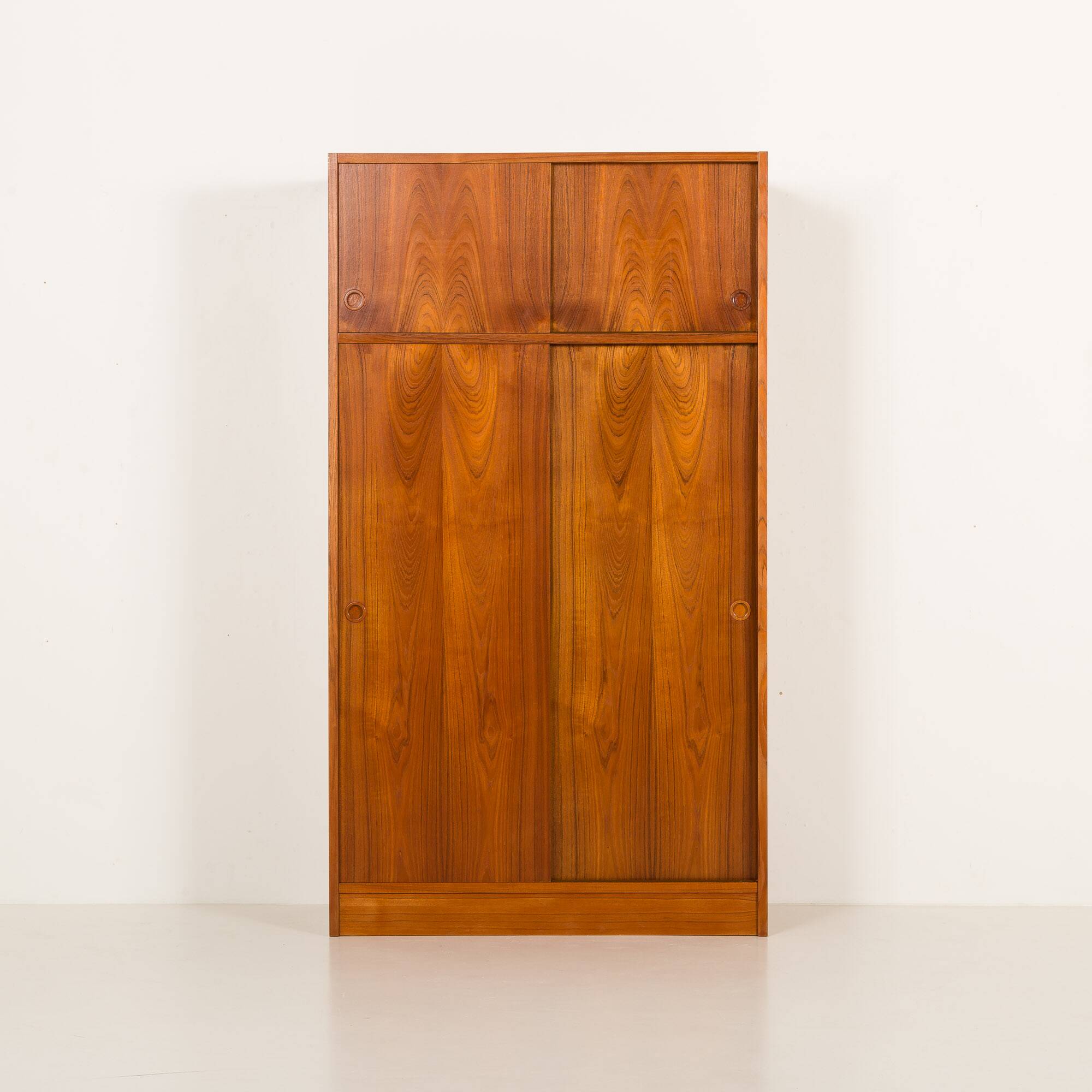 Danish teak wardrobe by Hundevad, 1960s