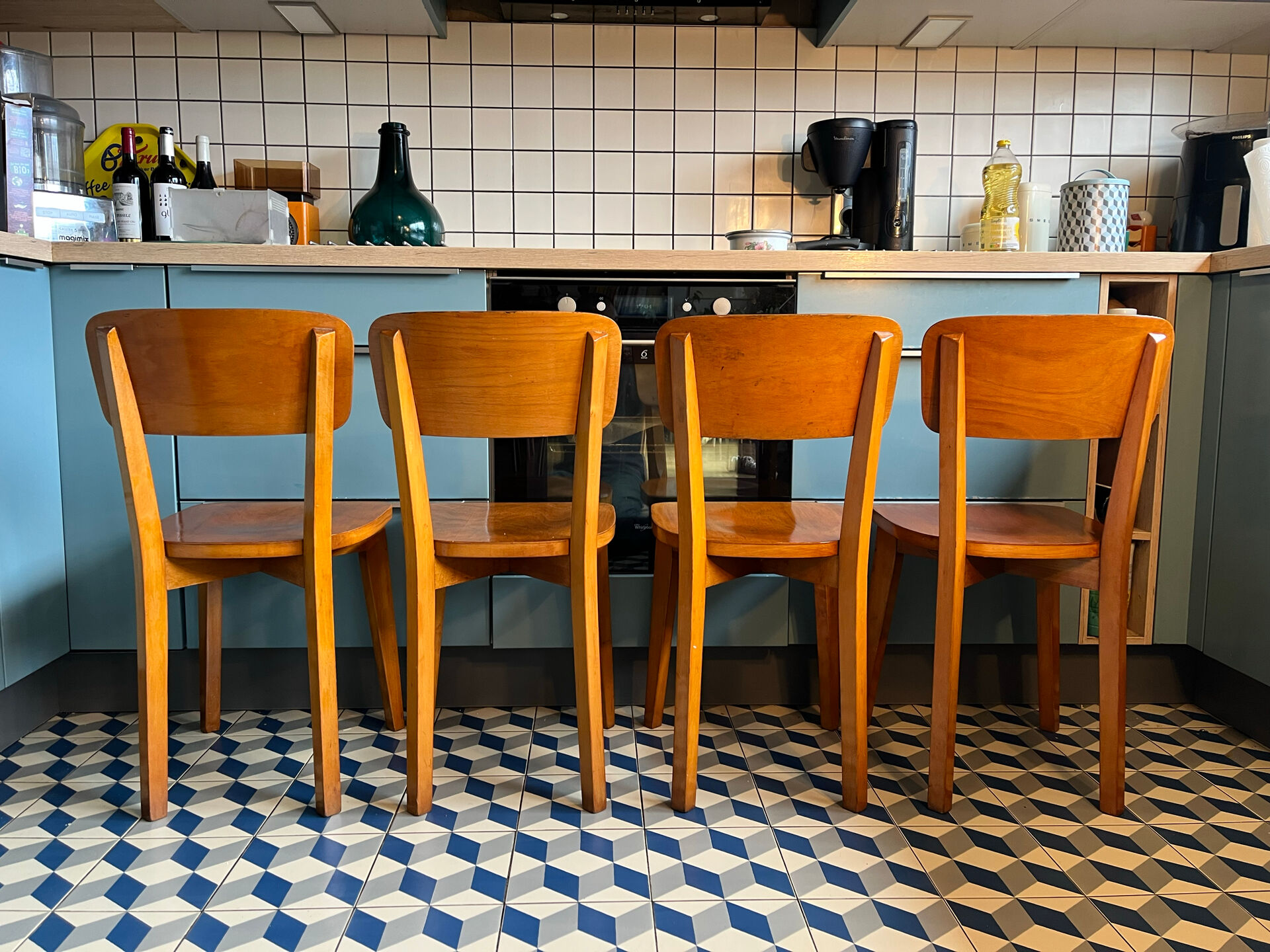 Set of 4 indestructible bistro chairs Elf