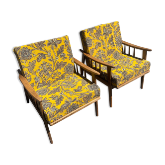 Paires des fauteuils 1960