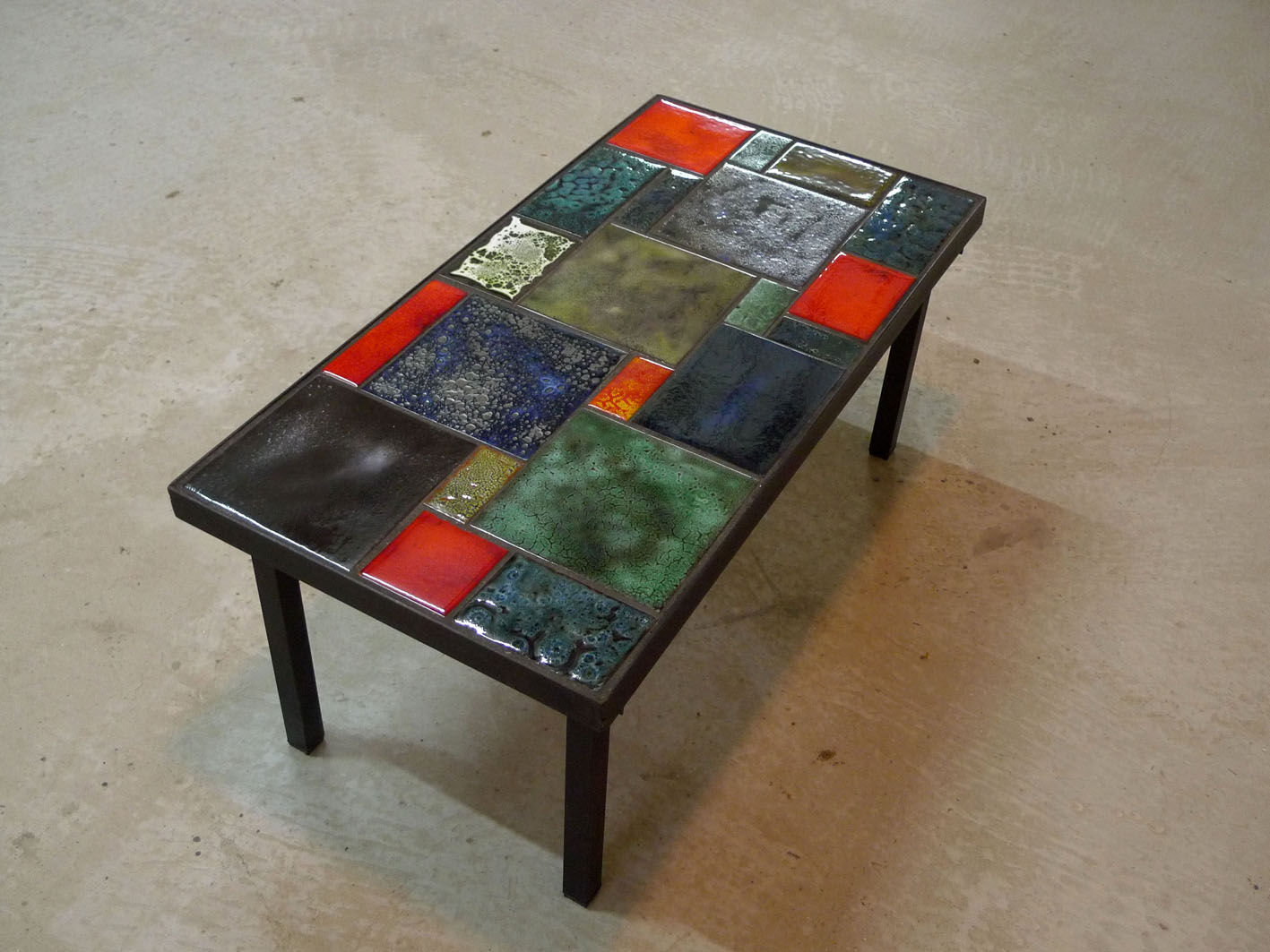 Ceramic coffee table