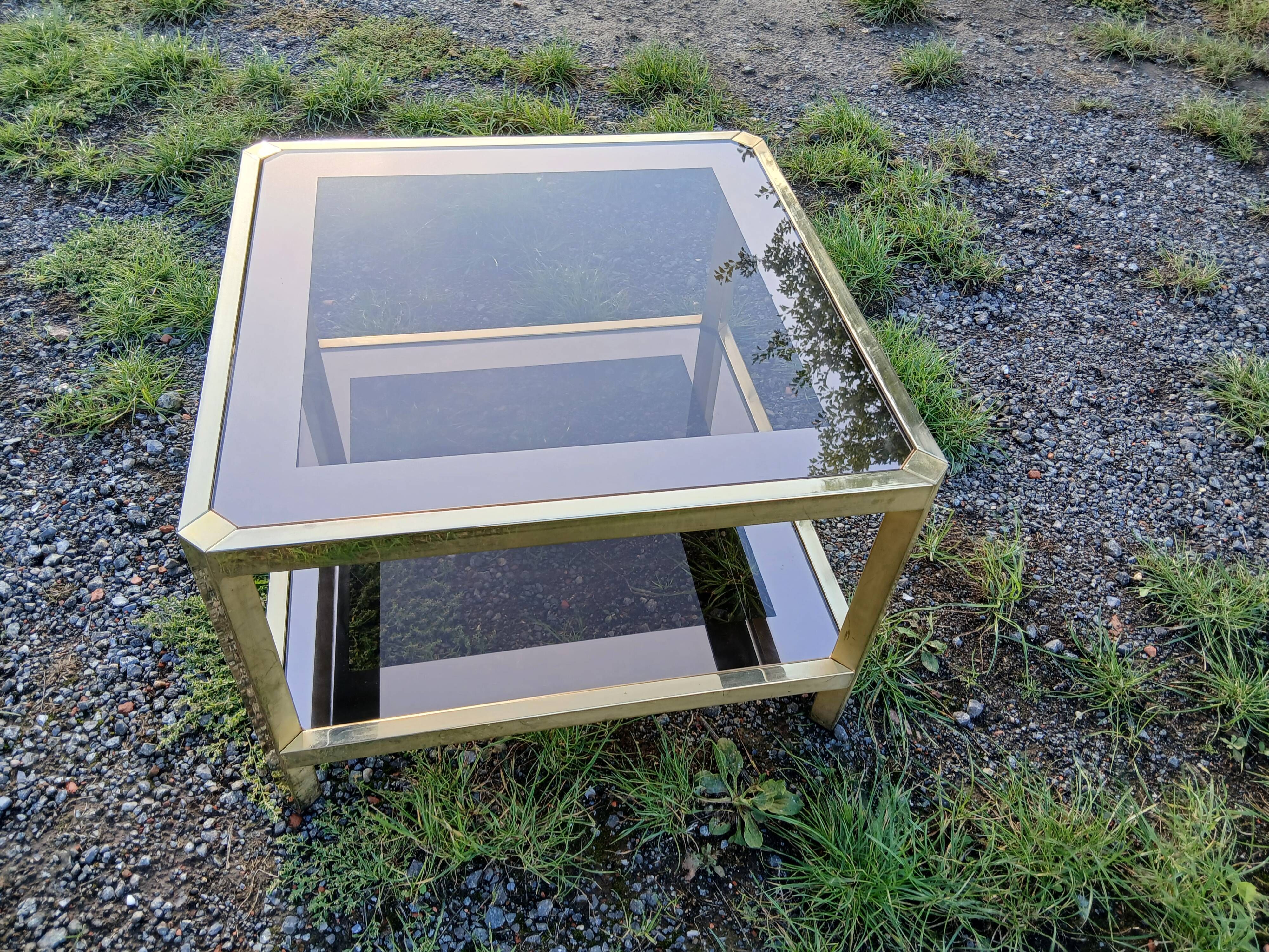 Table basse dorée