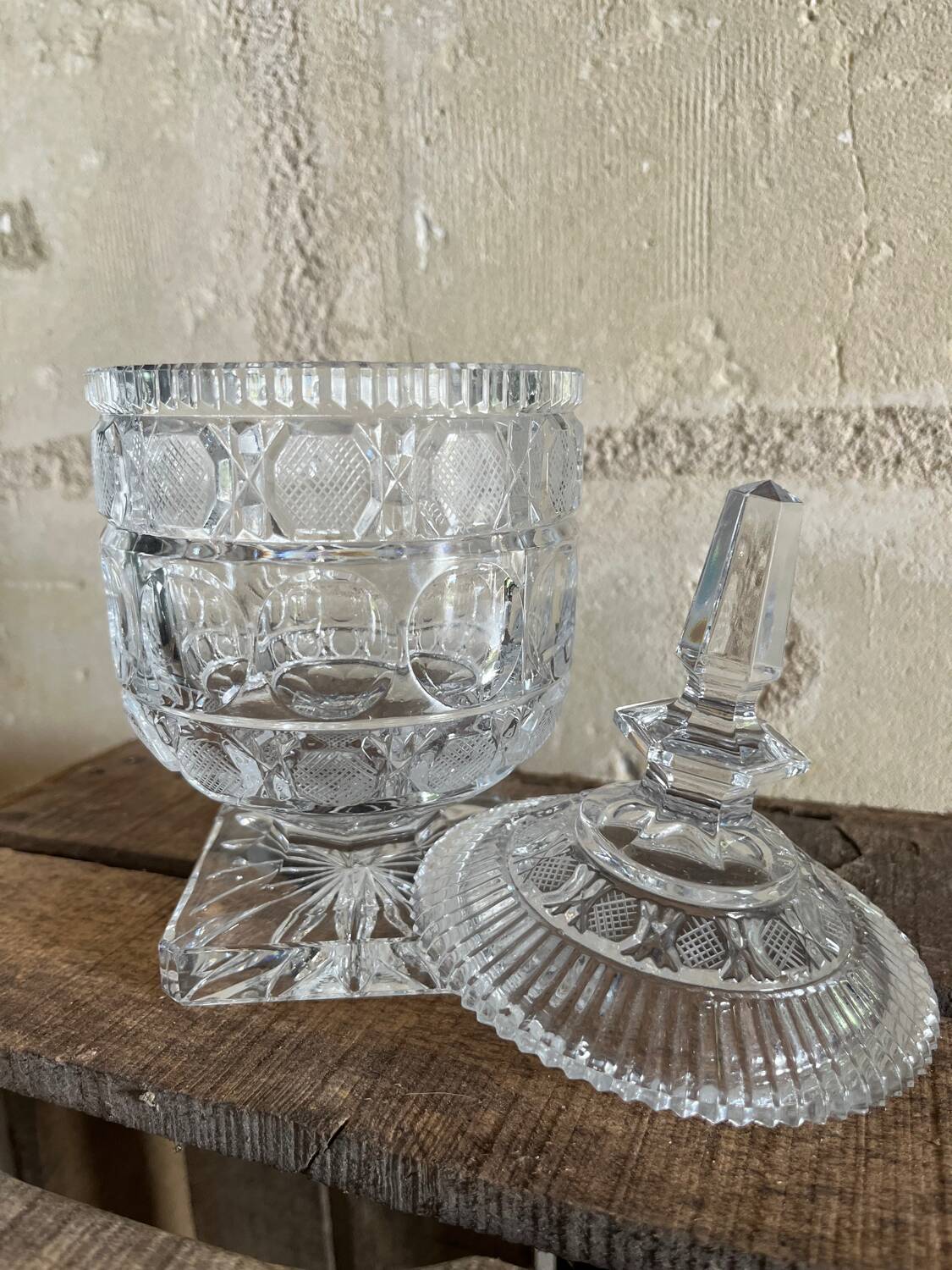 Crystal sugar bowl or candy bowl