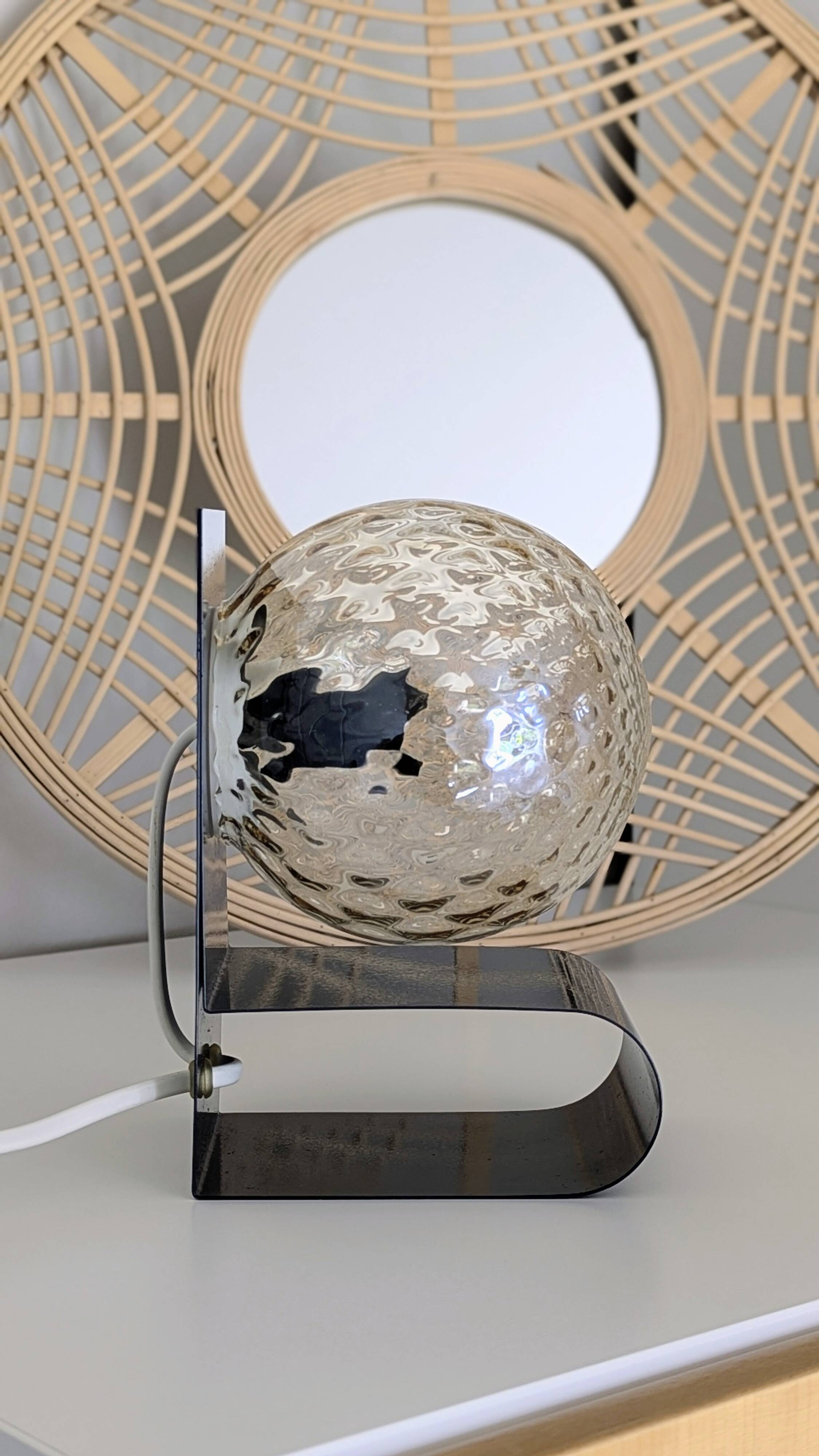 Lampe design italienne années 70 (L-0165)