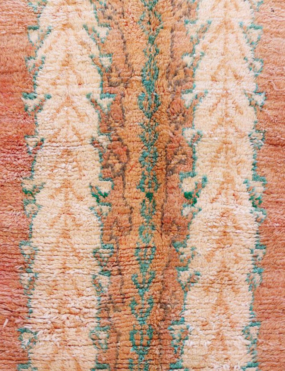 Vintage Berber Rug - 281 x 143 cm