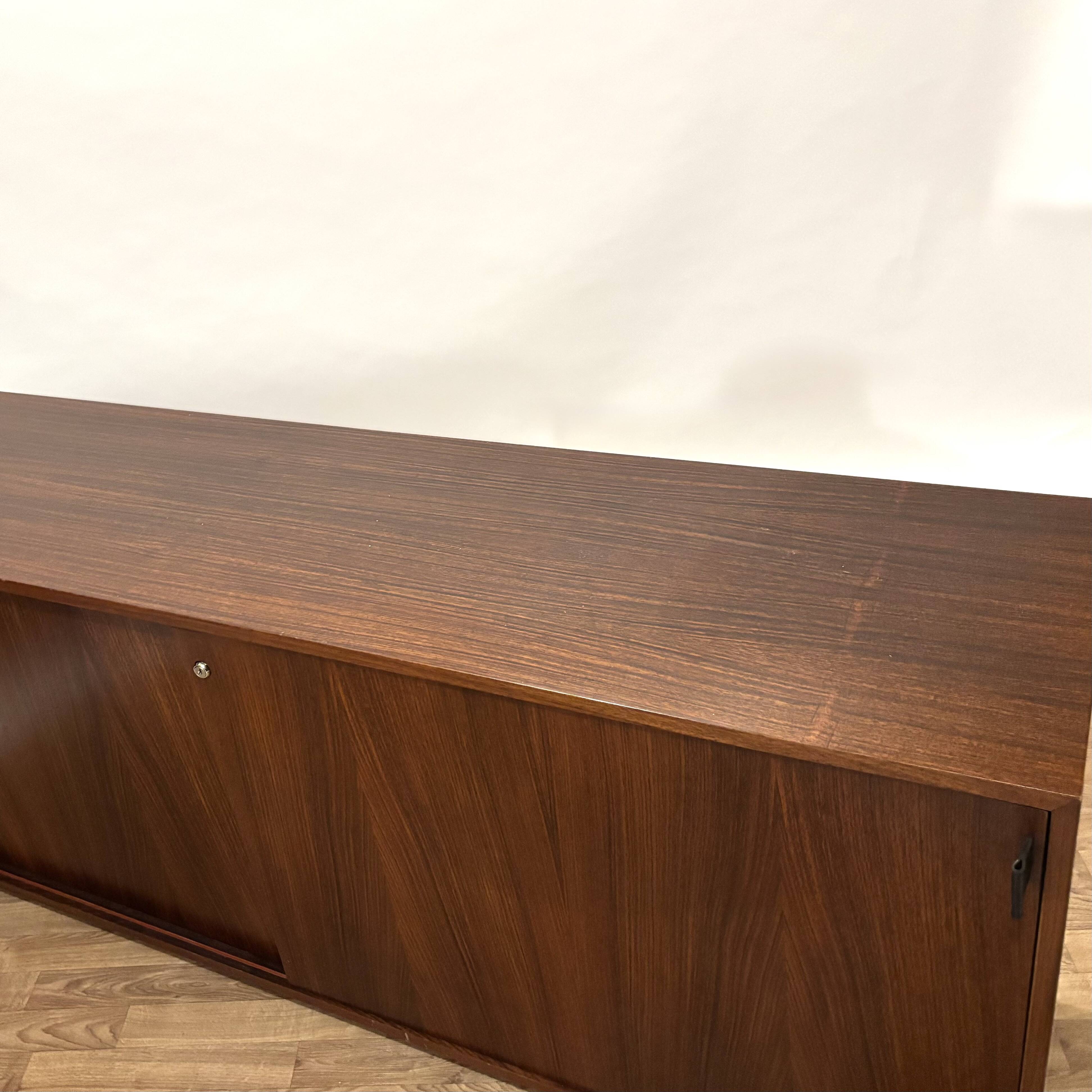 Enfilade Florence Knoll en palissandre