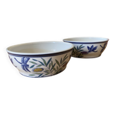 2 antique plant pots