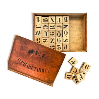 Jeu alphabétique pour enfant, 32 anciens cubes et sa boite sérigraphiée, jeu éducatif vintage