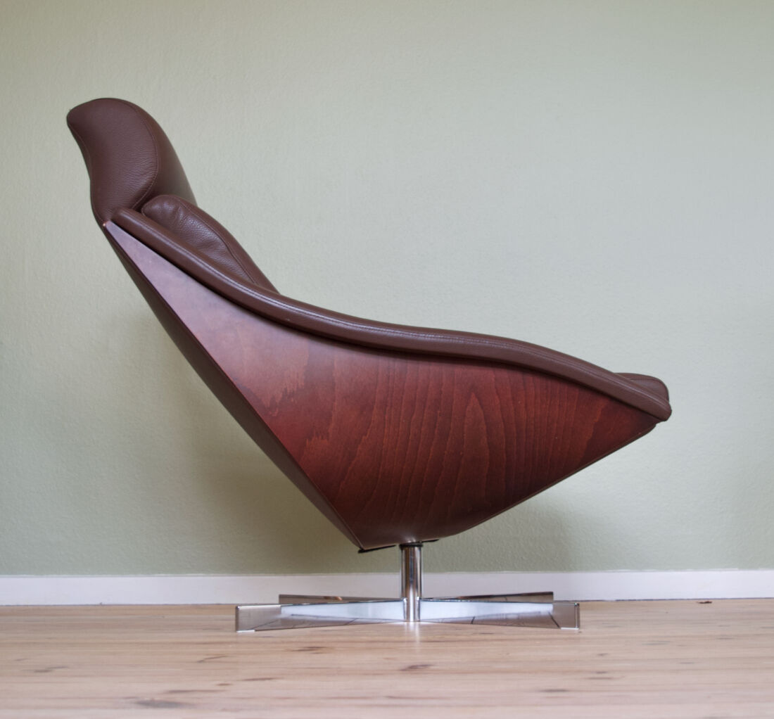 Mid-Century Danish Swivel Chair in Leather, 1970s