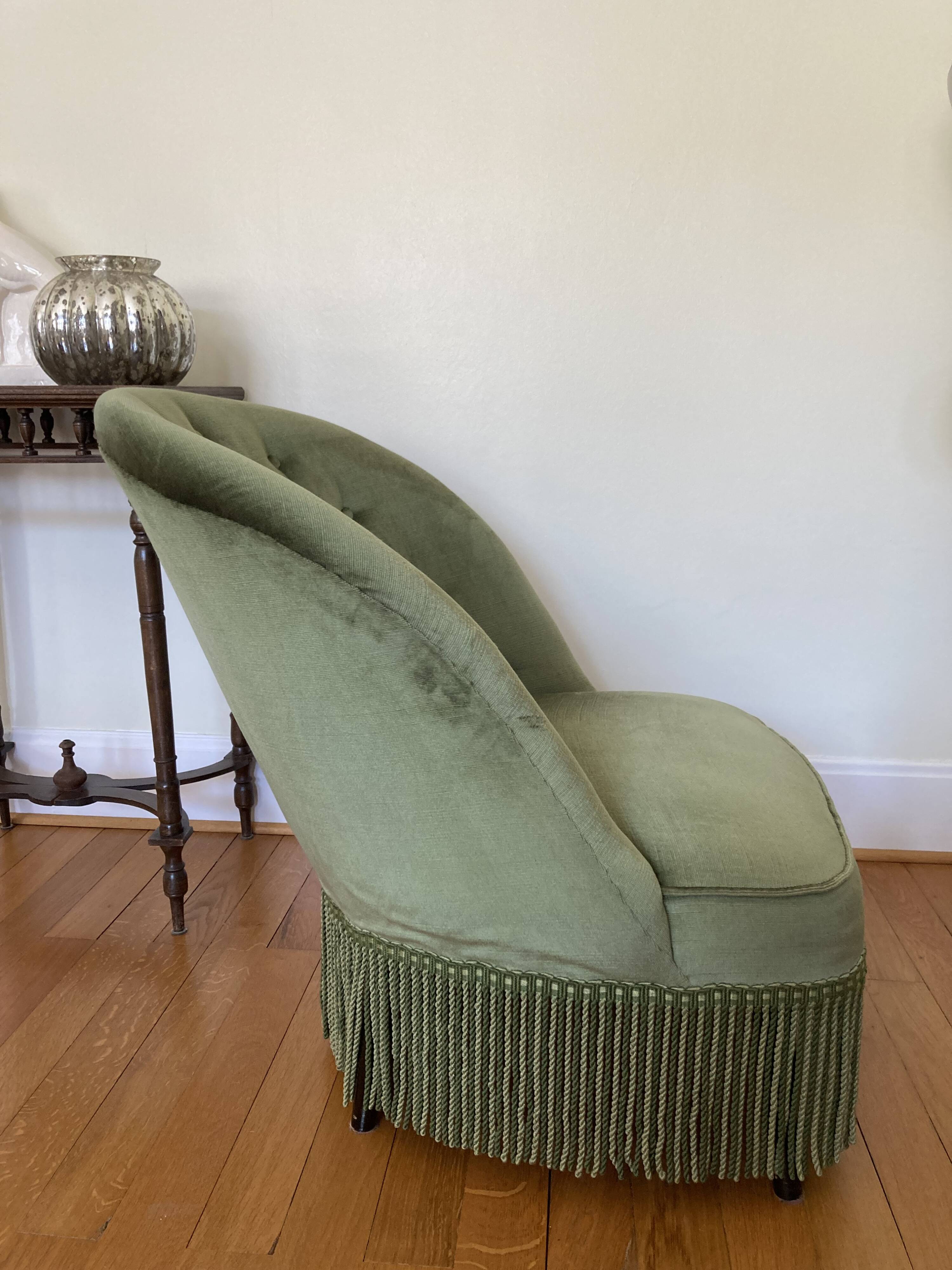 fauteuil chauffeuse crapaud velours vert